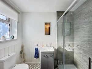 Photo 7- click for photo gallery